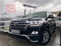 تۆیۆتا لاند کروزەر